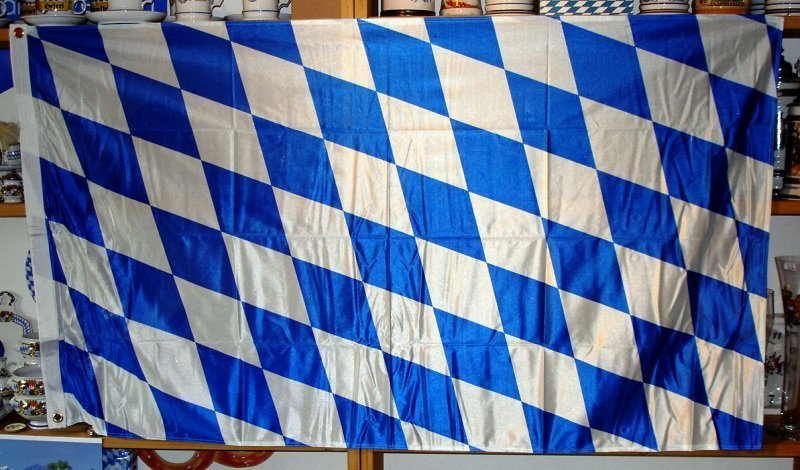 Hissflagge - Bayern weiß/blau Größe 150 x 90 cm.