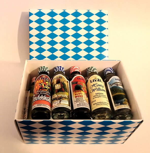 Bayerische Geschenkbox, Inhalt 15 x Liebl´s 0,02l Bayerwaldschnäpse,