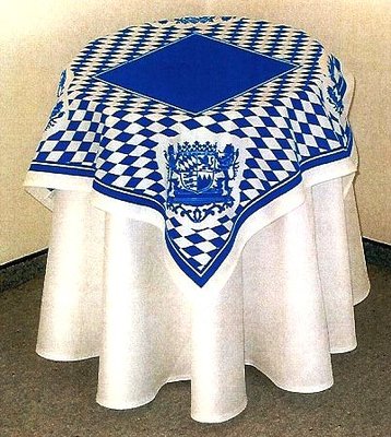 Tischdecke, weißblaue Raute Größe 80 x 80 cm